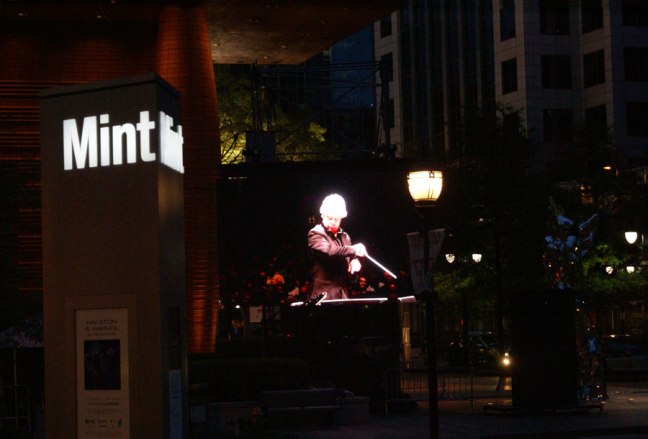 20150420_symphony_900x600