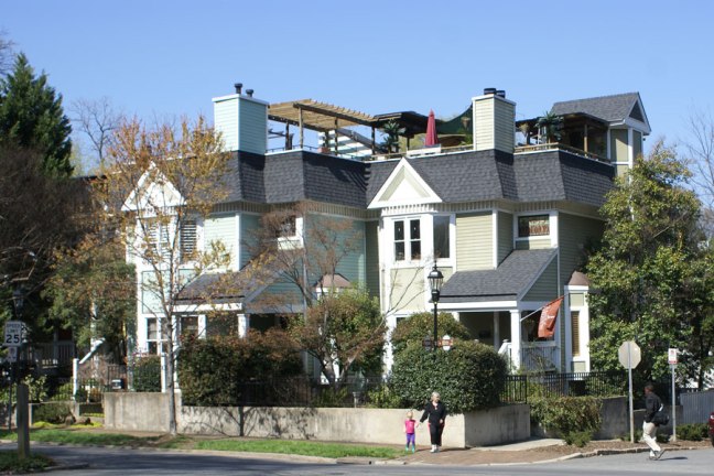 20150326_townhouse_4th_900x600