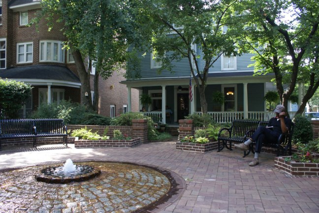 4th ward park has a quiet place to read