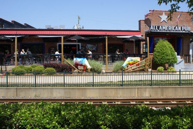 20150507_all_american_pub_900x600