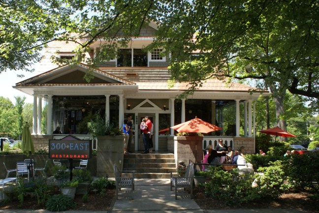 20150511_300_east_900x600